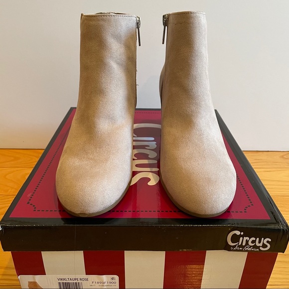 Circus by Sam Edelman Shoes - NIB Circus by Sam Edelman Vikki Ankle Boots